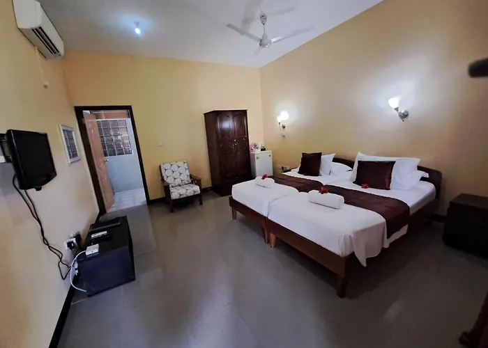 Georgina's 4* Beau Vallon (Mahe)